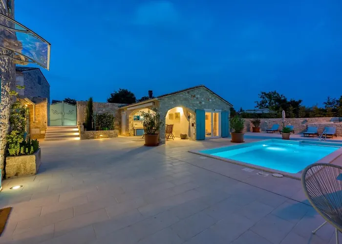 Vila 4 Flowers Selina